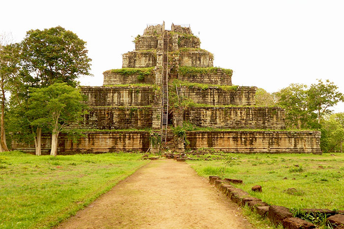 Koh Ker Temple